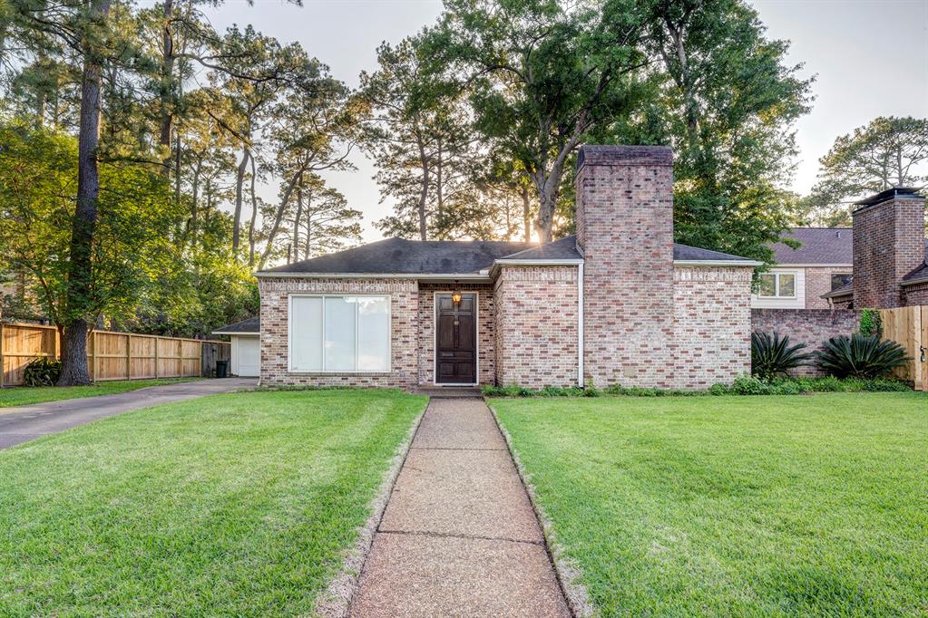 307 Vanderpool Lane