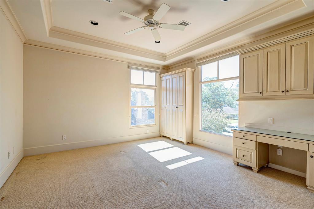 710 Pinehaven Drive