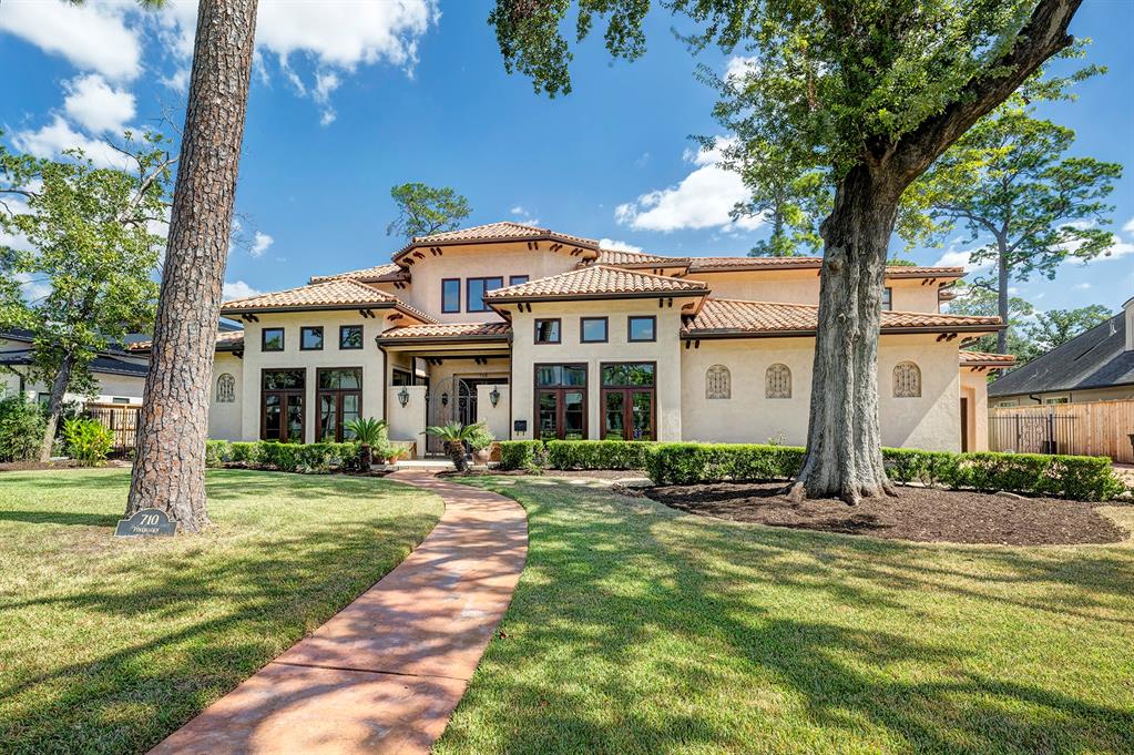 710 Pinehaven Drive