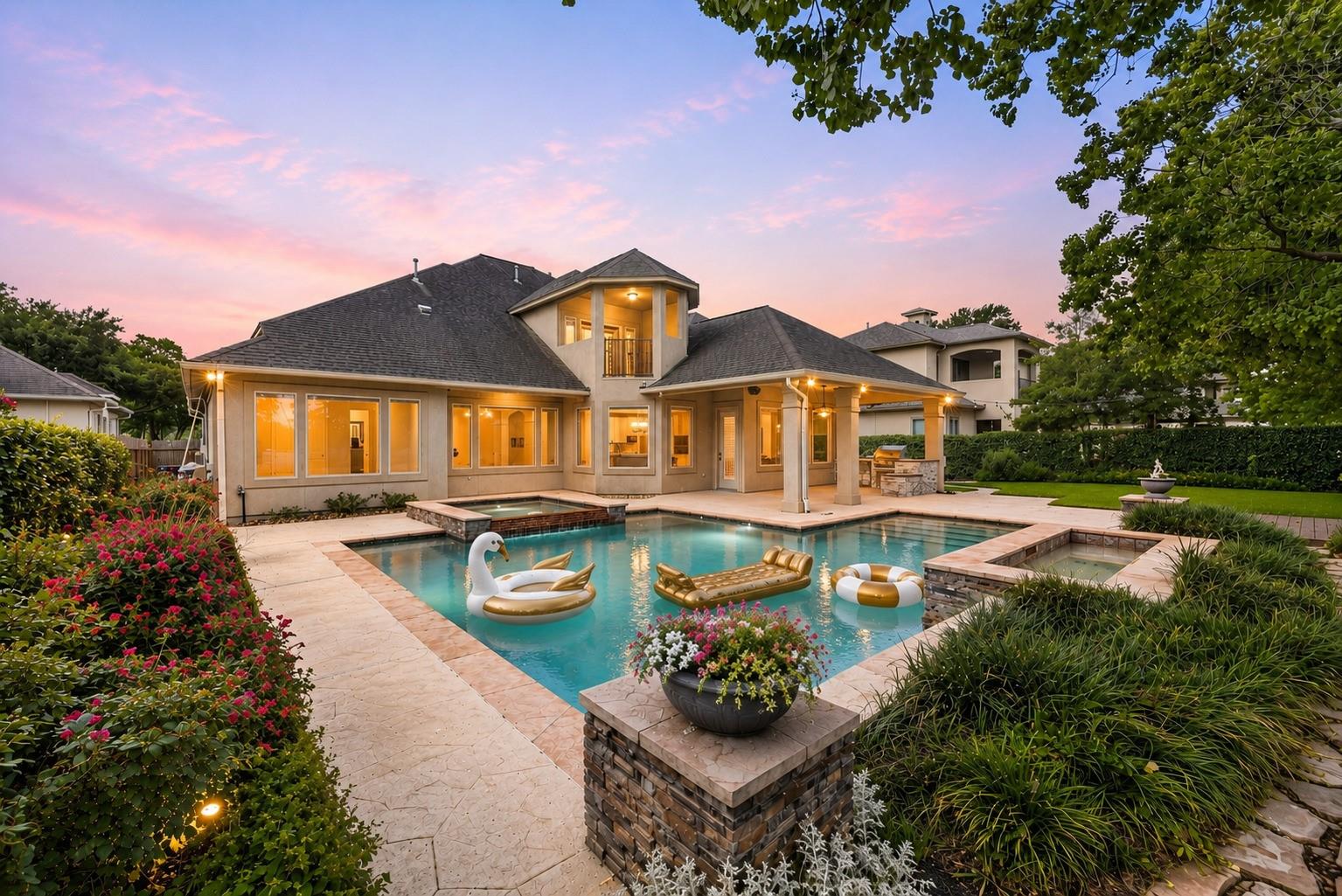 6006 Valhalla Drive