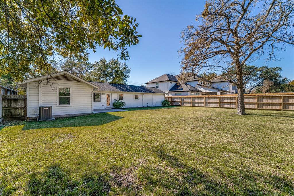 4502 Brookwoods Drive