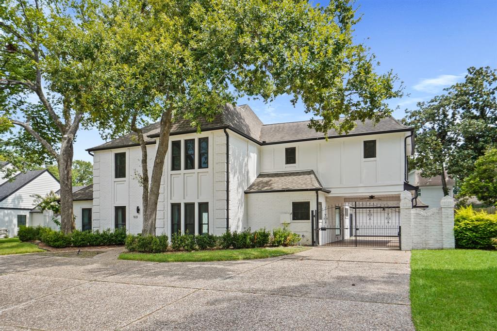 1031 Daria Drive