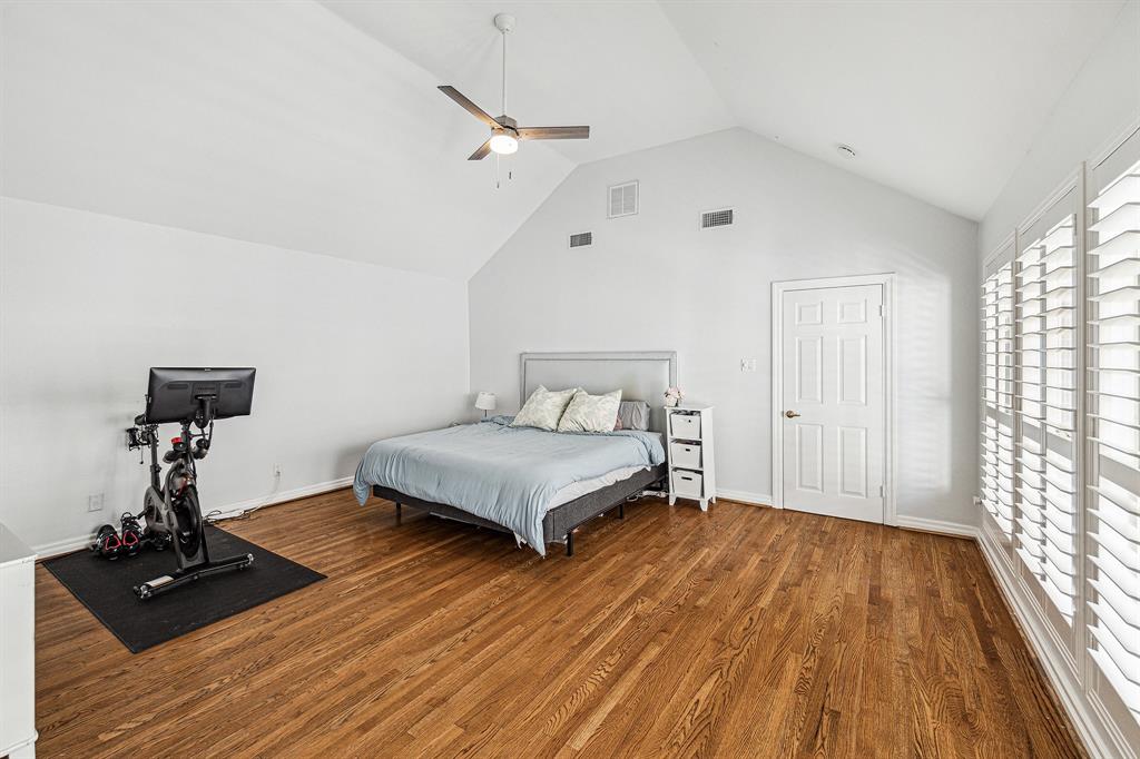 4014 Turnberry Circle