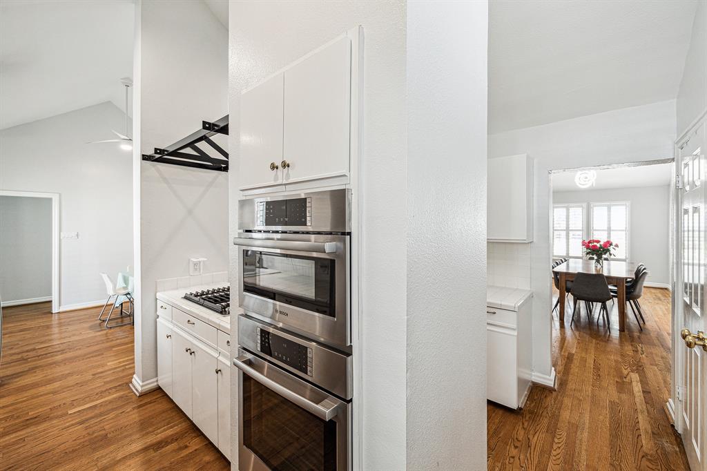 4014 Turnberry Circle