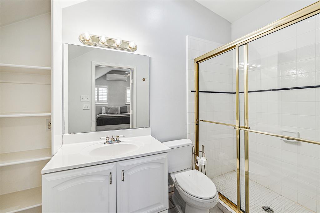 4014 Turnberry Circle