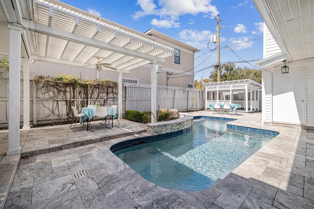 4014 Turnberry Circle