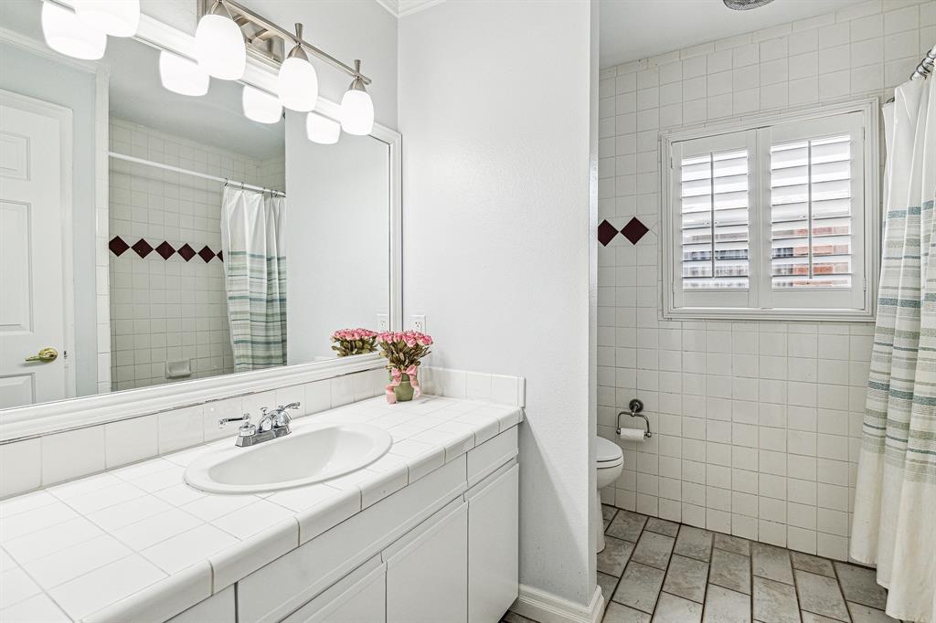 4014 Turnberry Circle