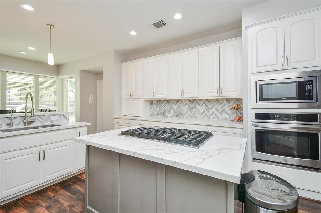 22423 Crescent Cove Court