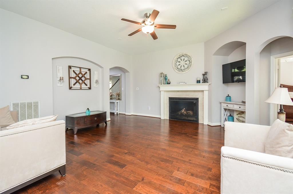 22423 Crescent Cove Court