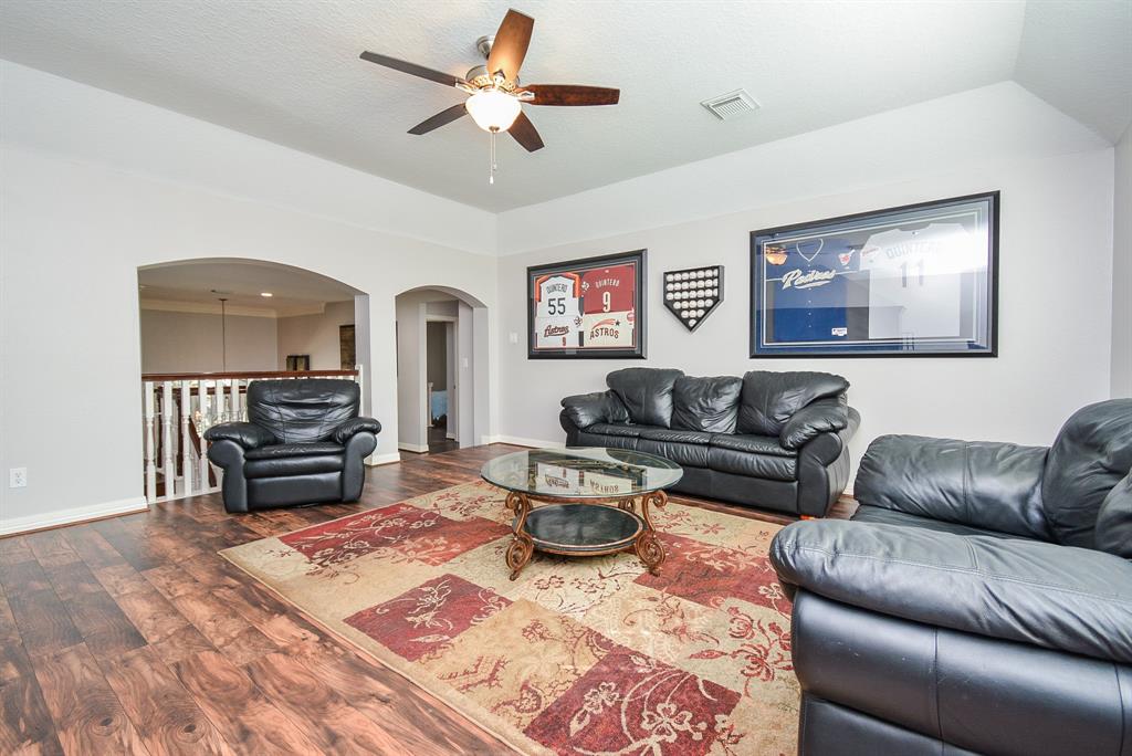 22423 Crescent Cove Court