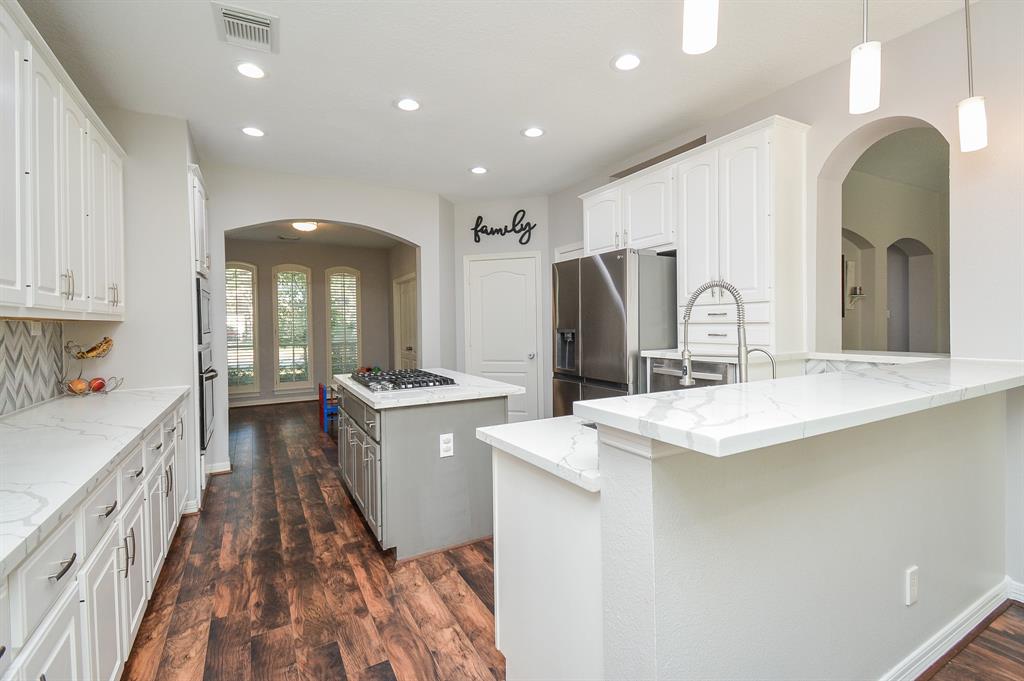22423 Crescent Cove Court