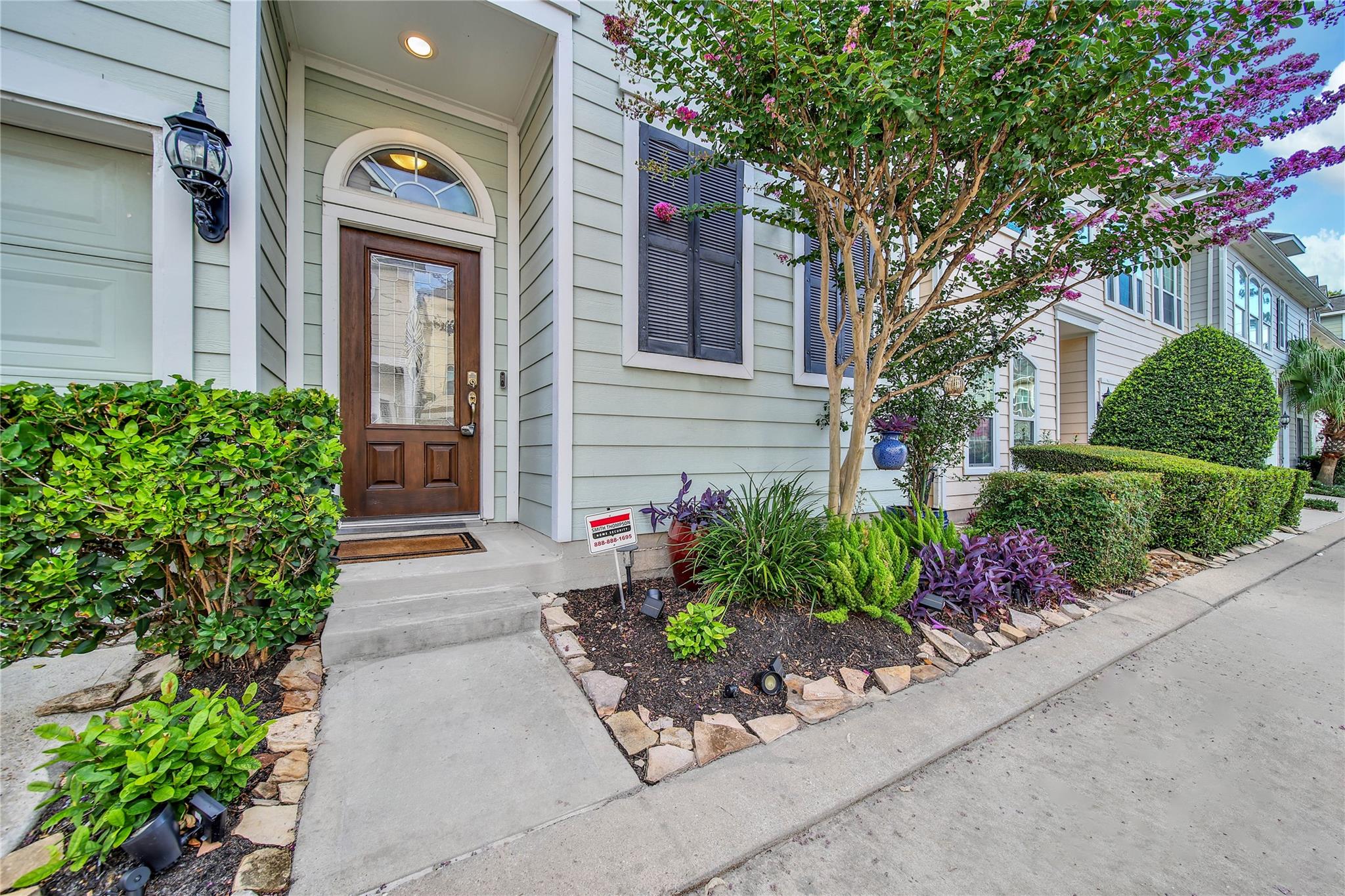 2618 Shady Acres Court