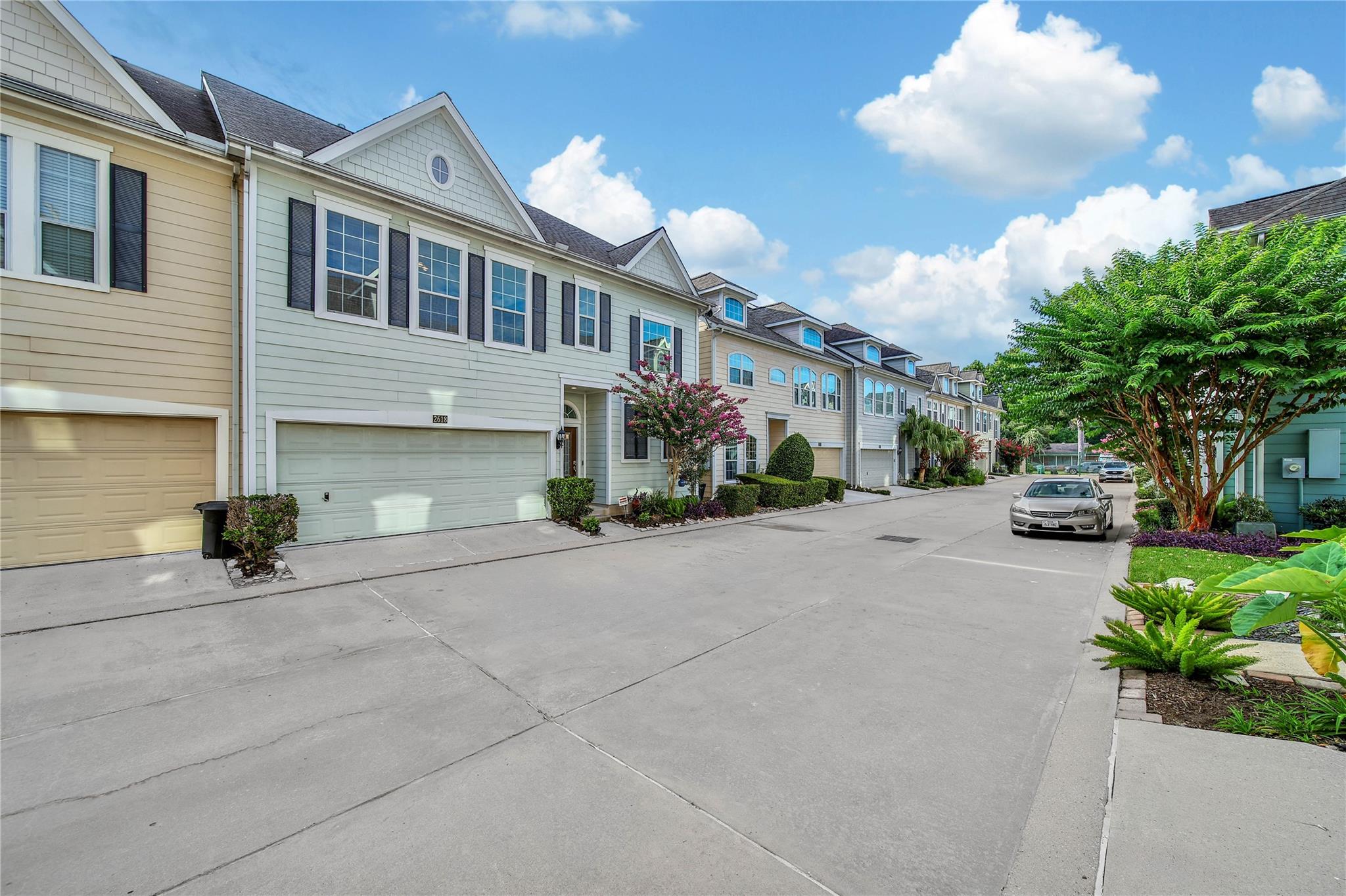 2618 Shady Acres Court