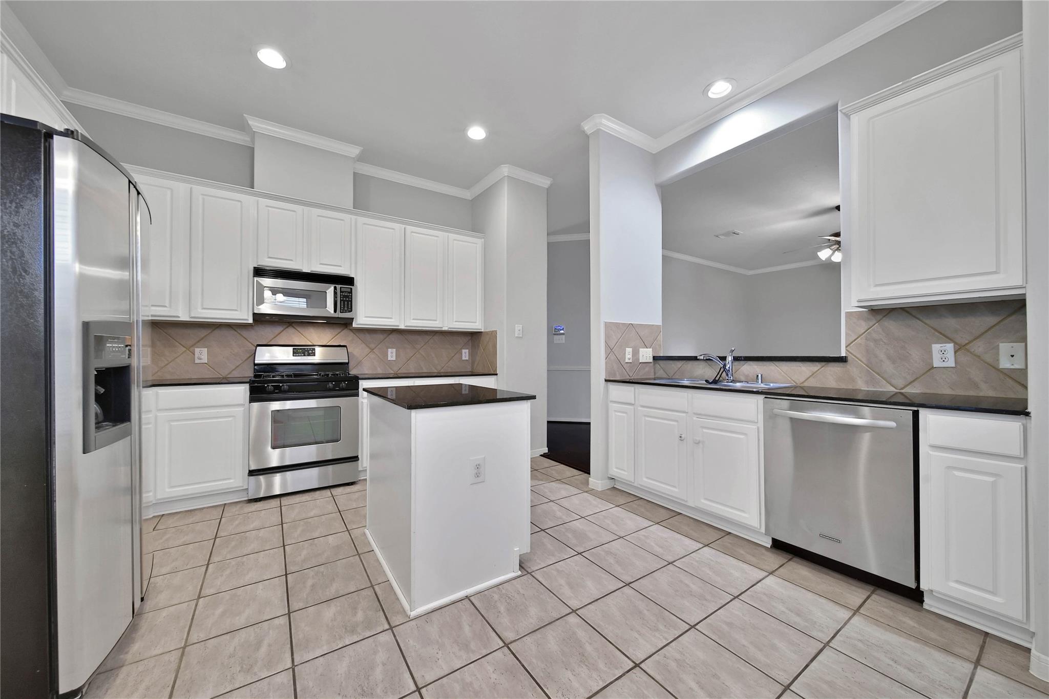 2618 Shady Acres Court