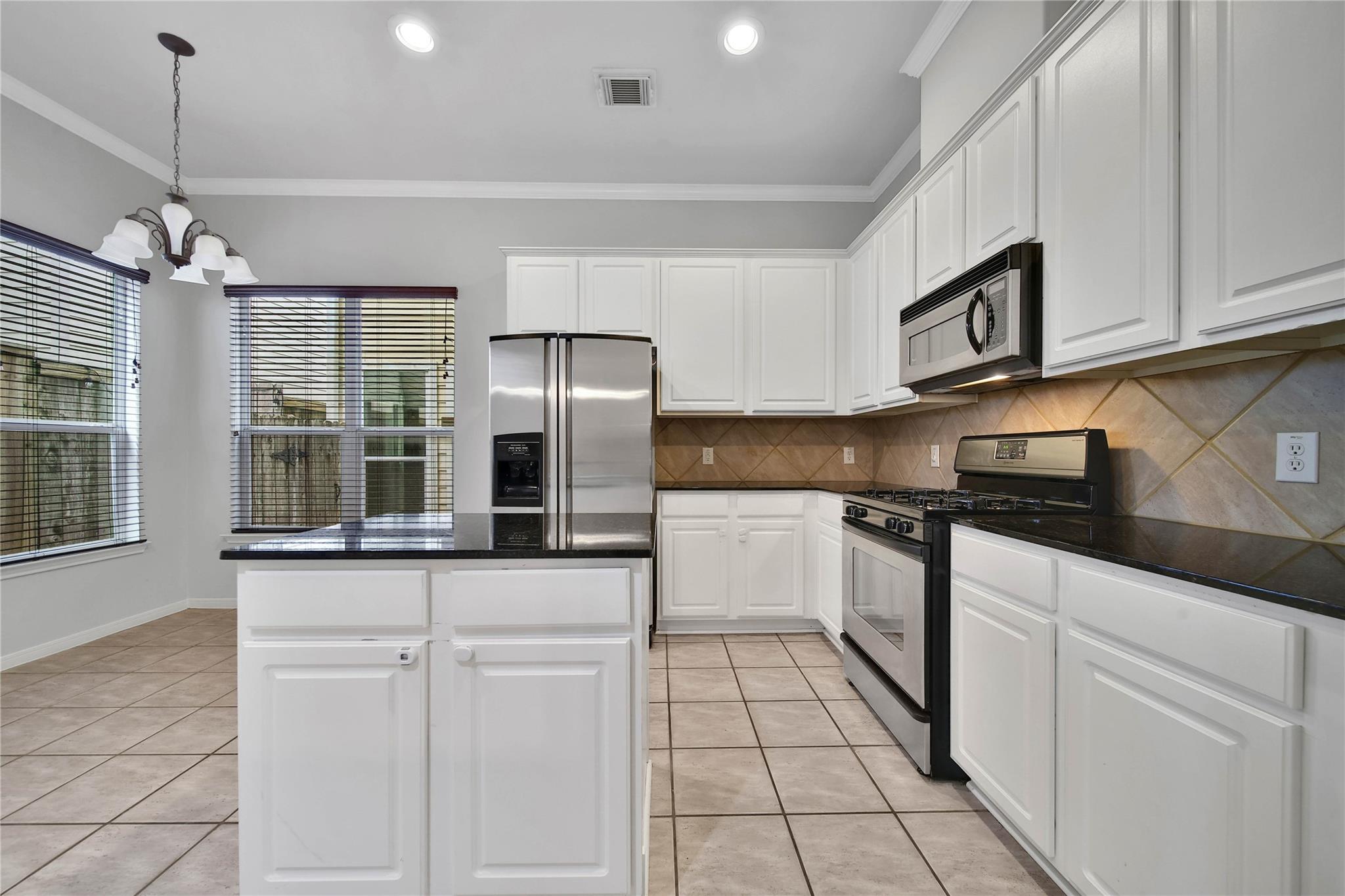 2618 Shady Acres Court