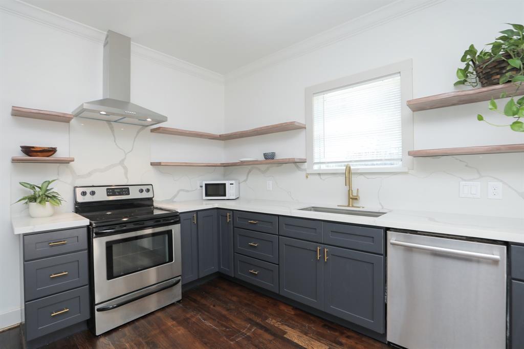 1244 W 21st Street