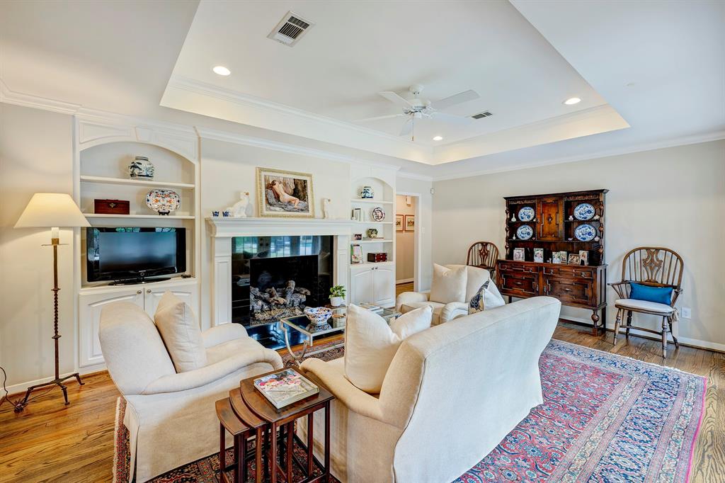5646 Candlewood Drive