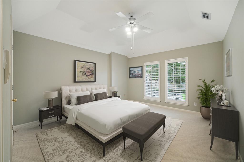 11 Wild Oak Circle