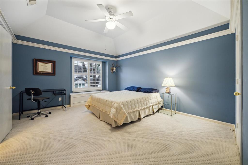11 Wild Oak Circle