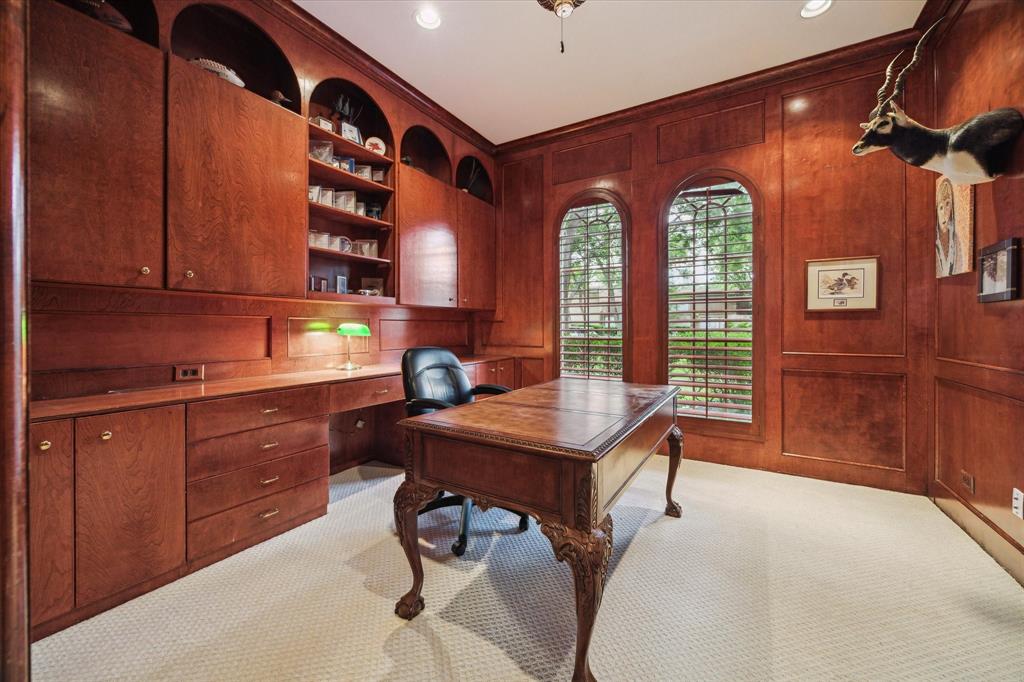 11 Wild Oak Circle