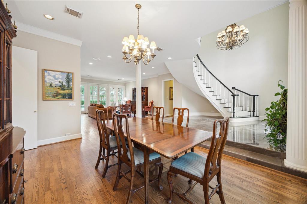 11 Wild Oak Circle