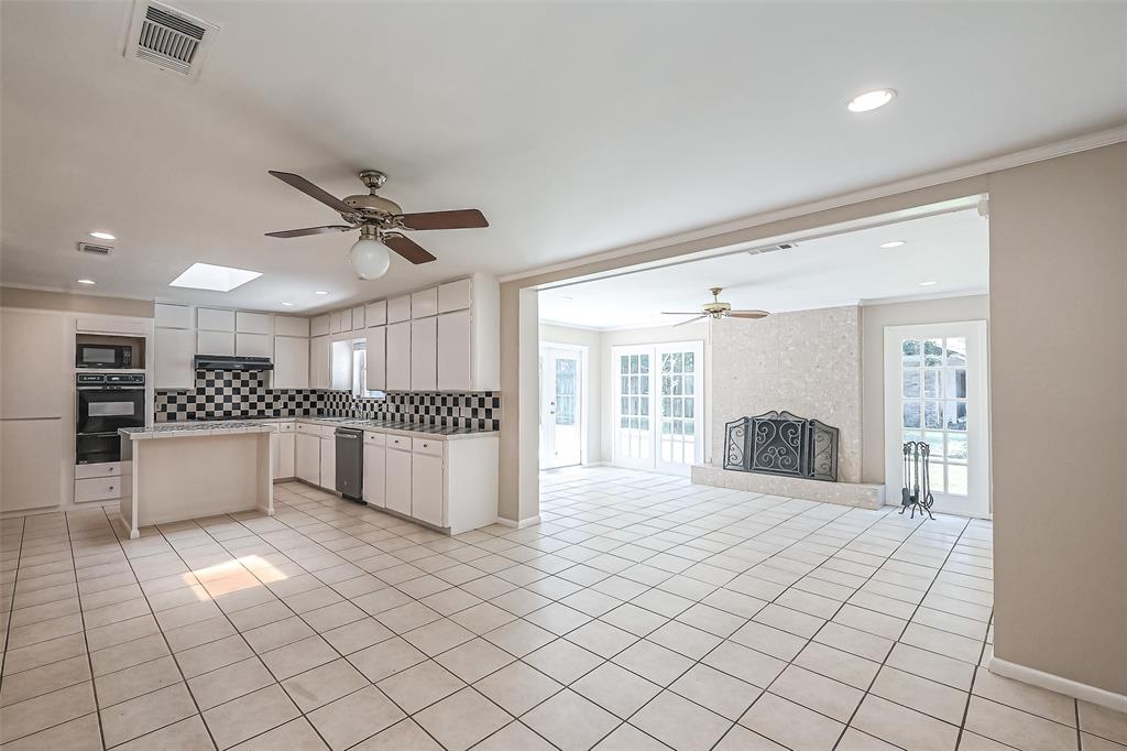 11321 Surrey Oaks Lane