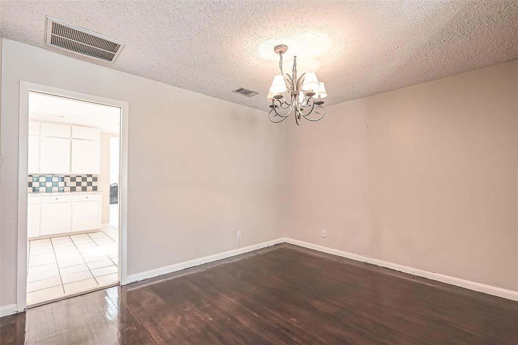 11321 Surrey Oaks Lane