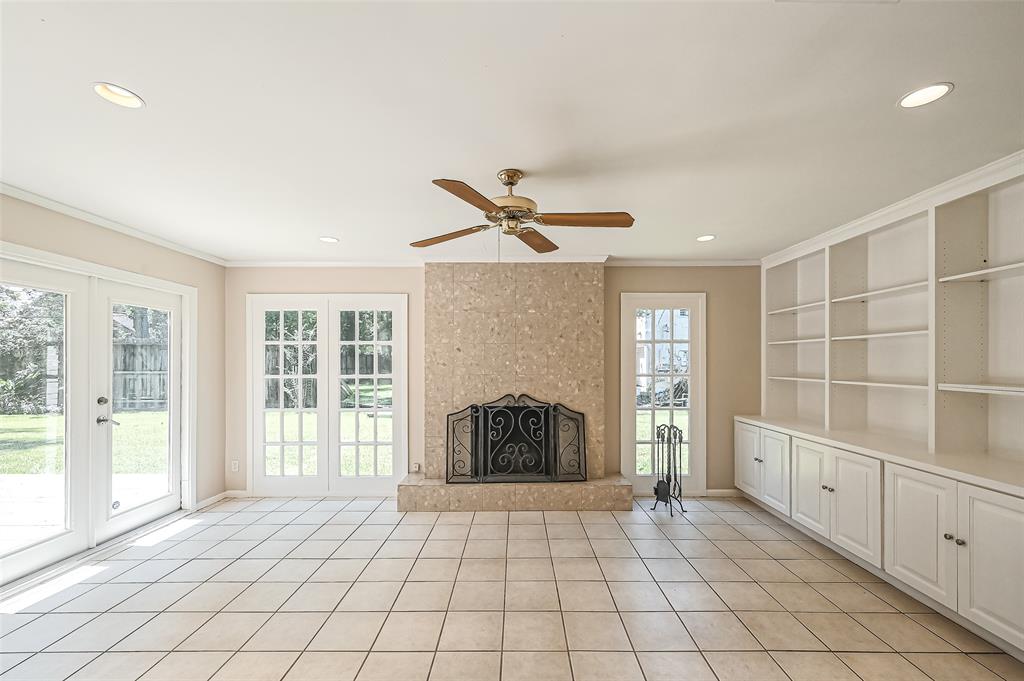 11321 Surrey Oaks Lane