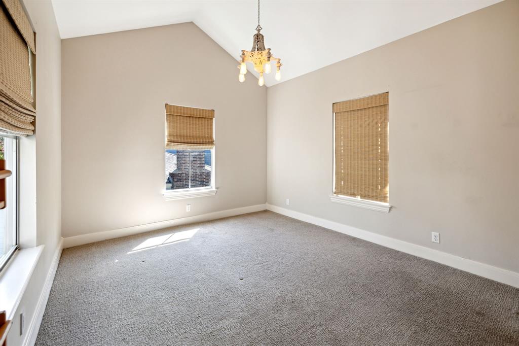 123 E 13th Street