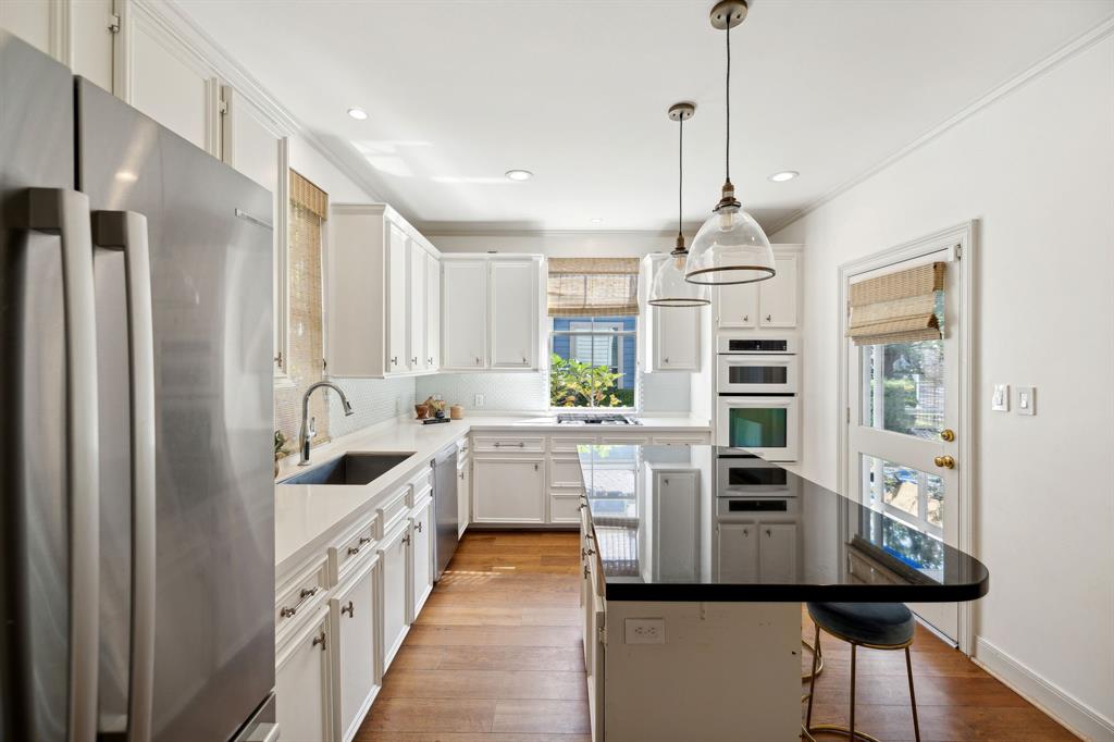 123 E 13th Street