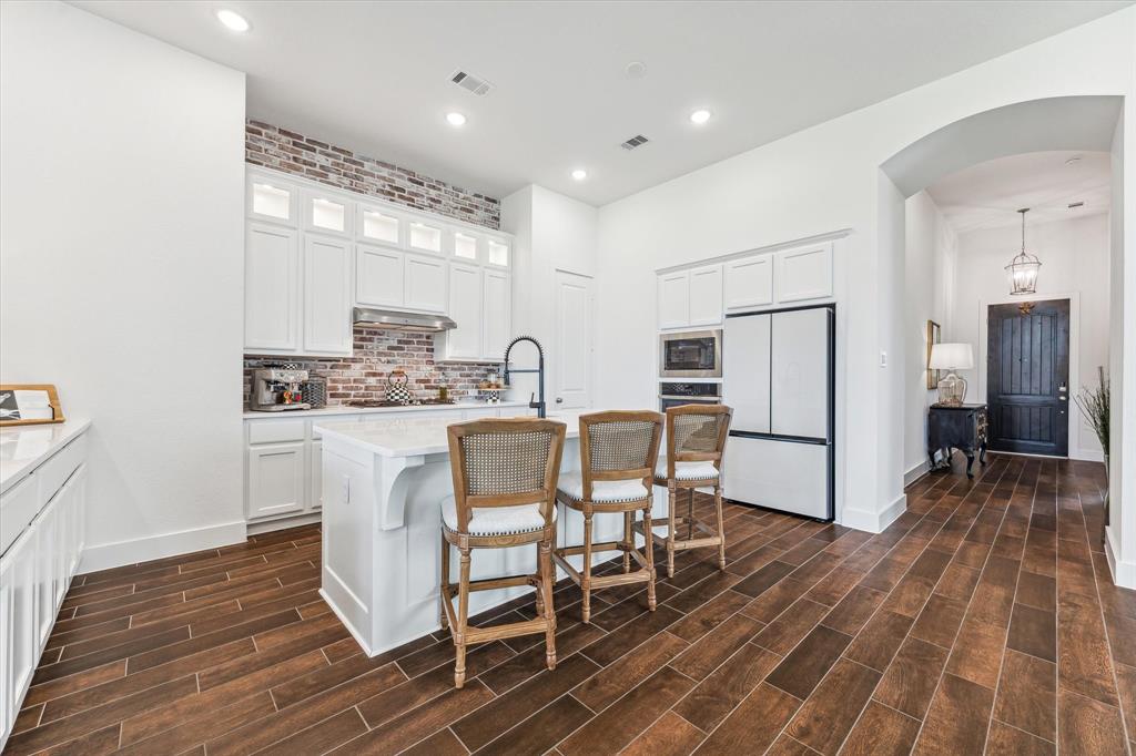 414 Livermore Street