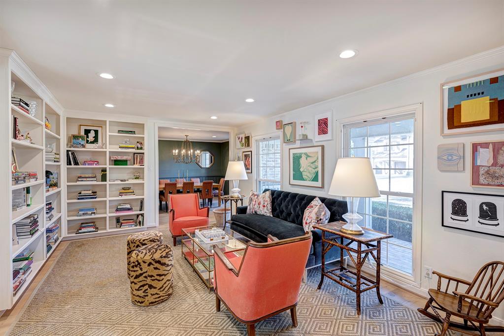 6231 Chevy Chase Drive