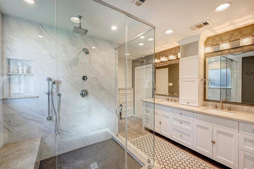 6231 Chevy Chase Drive