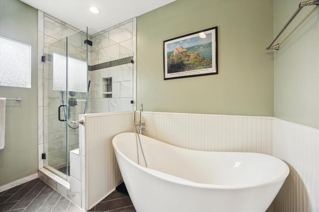 1128 W Temple Street