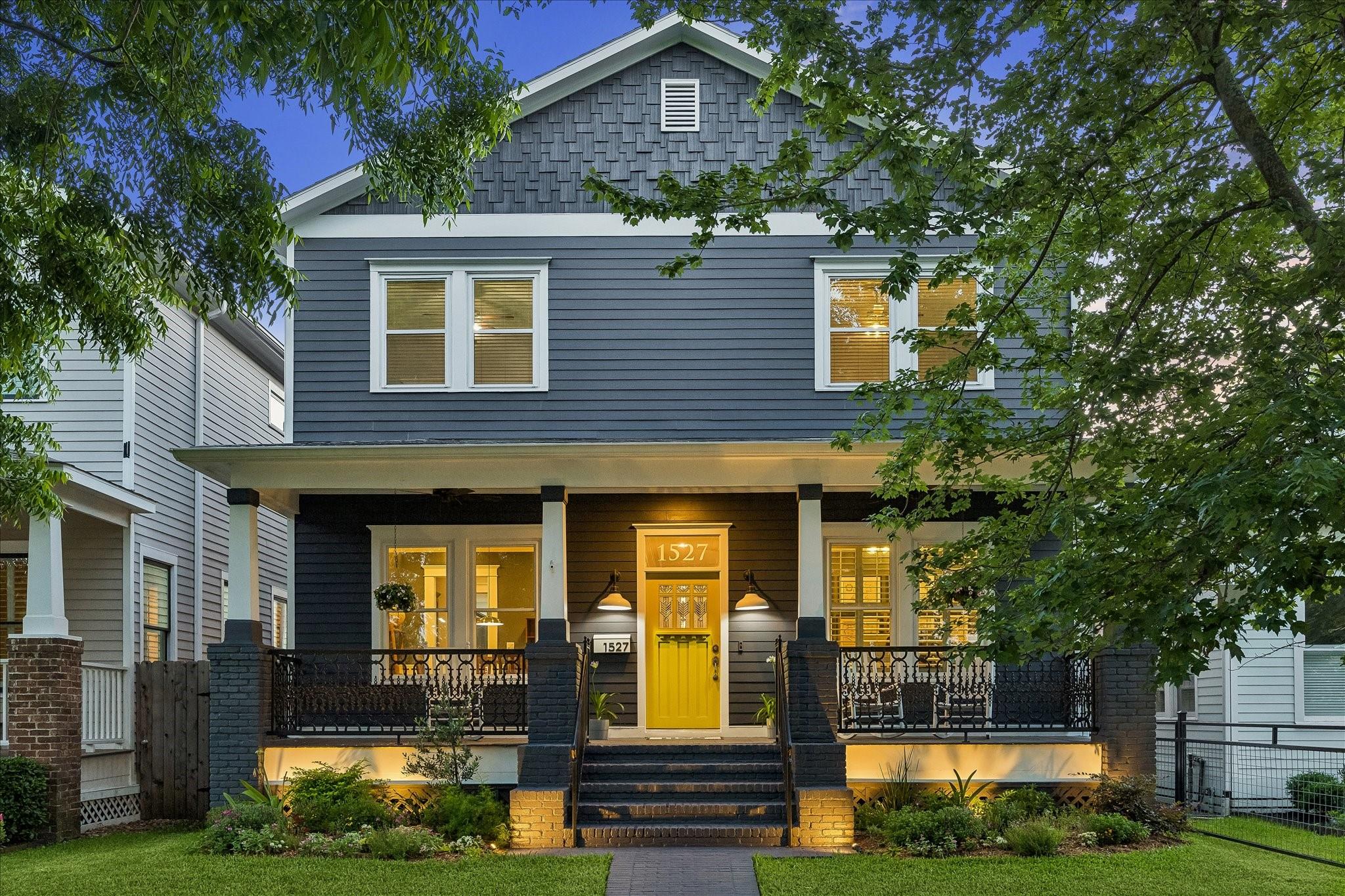 1527 Oxford Street