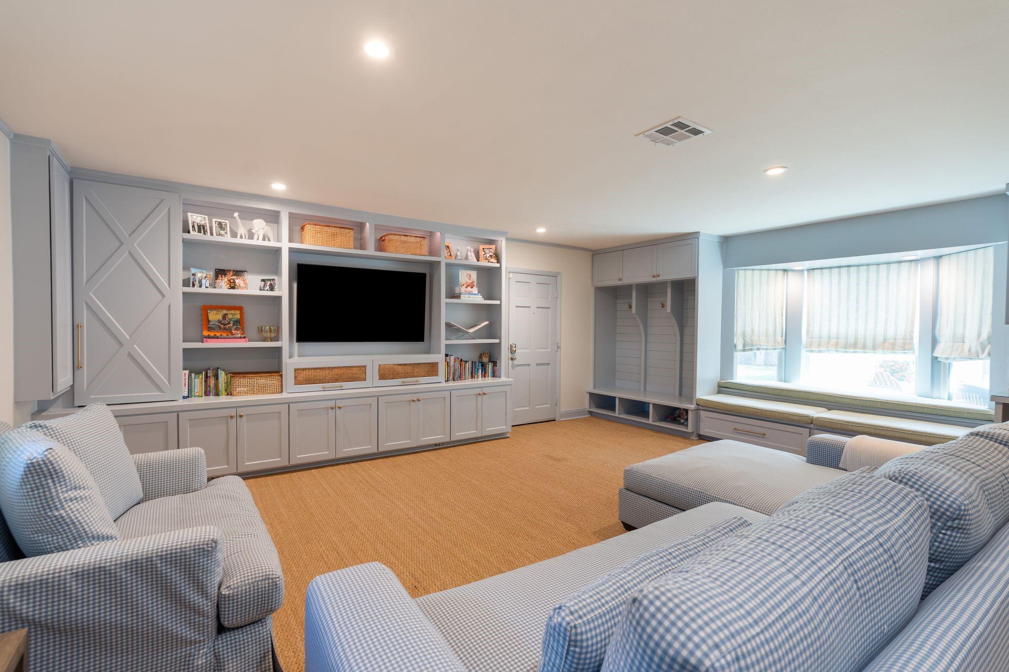 6166 Olympia Drive