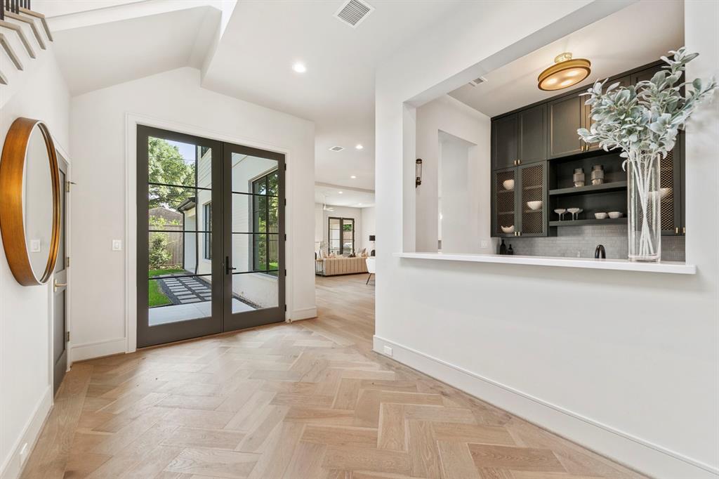 4023 W Main Street