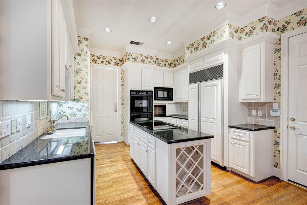 115 Park Laureate Drive