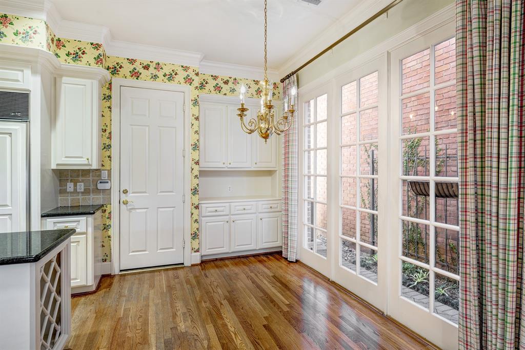 115 Park Laureate Drive