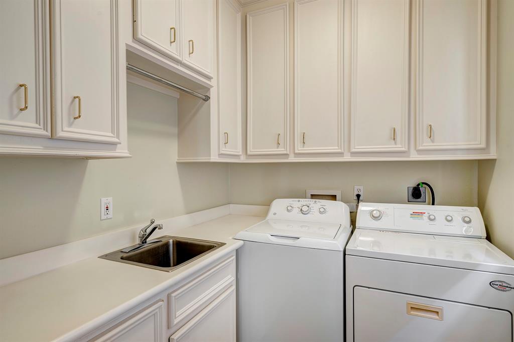115 Park Laureate Drive