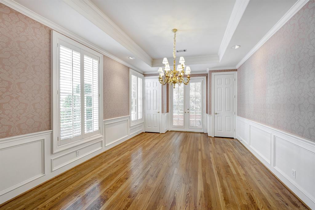 115 Park Laureate Drive