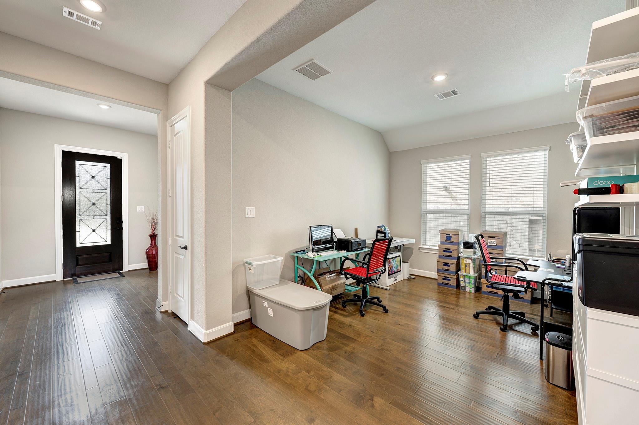 1984 Canyon Live Oak Street