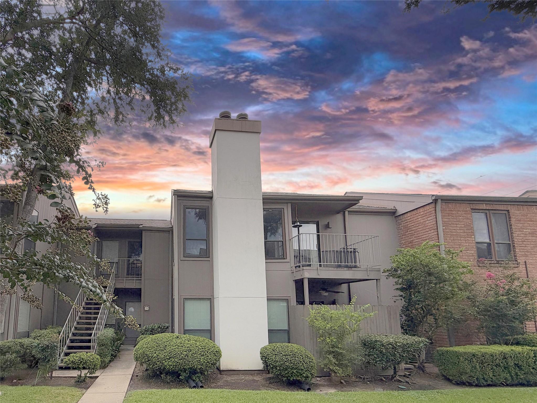 1201 Bering Drive # 39