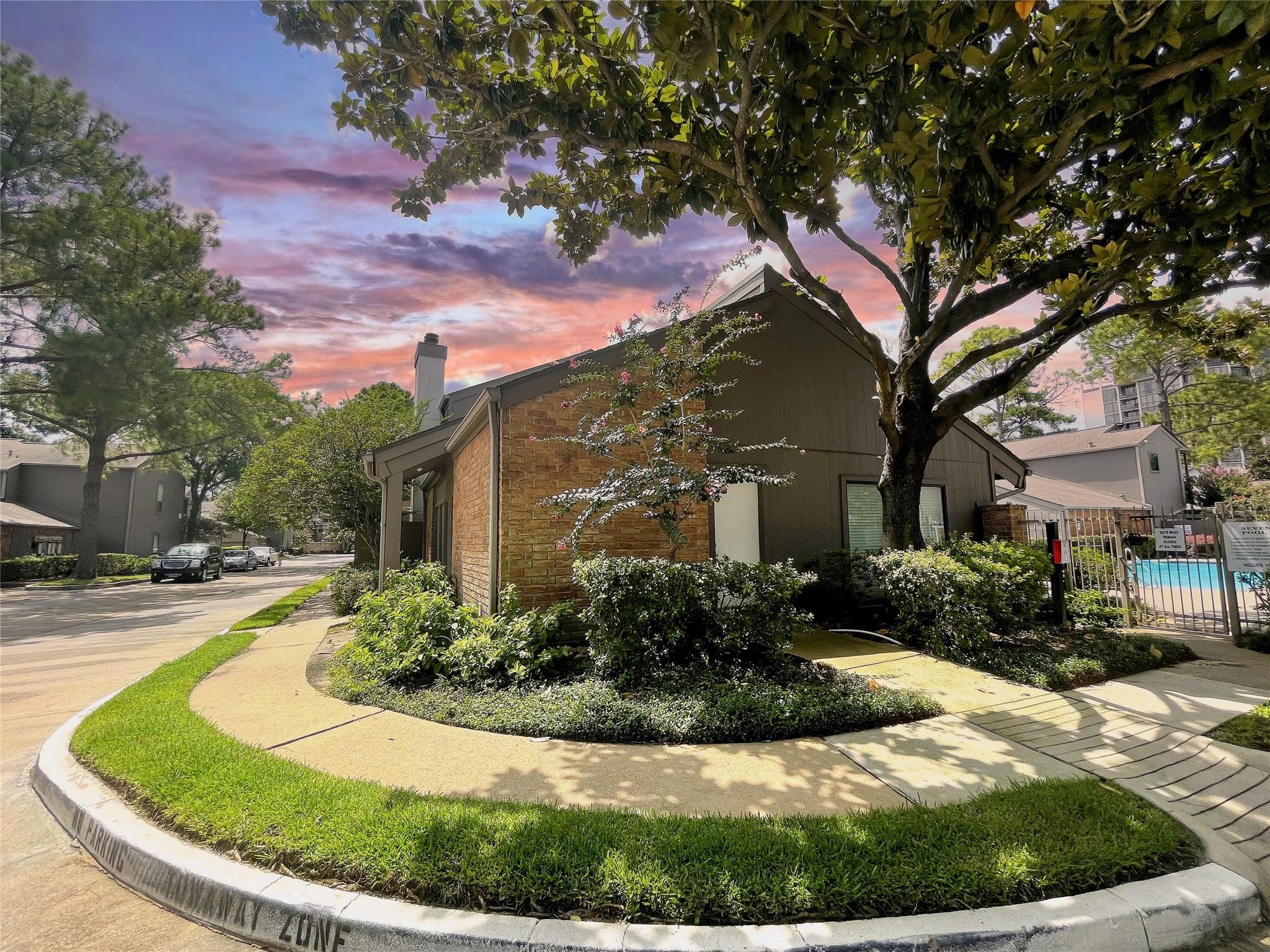 1201 Bering Drive # 39