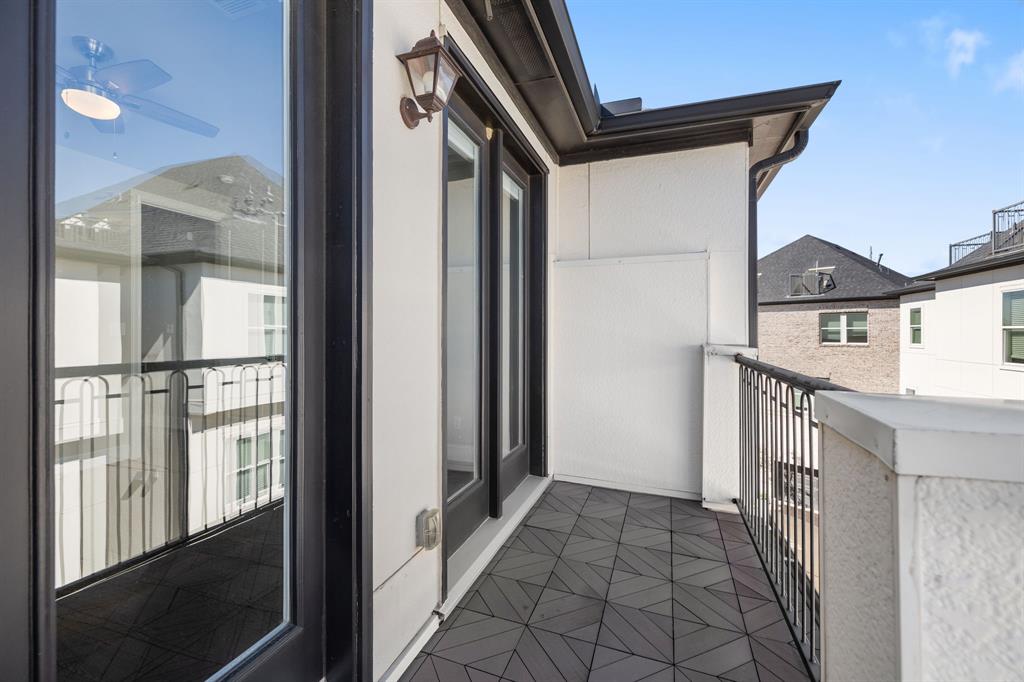 6236 Kansas Street