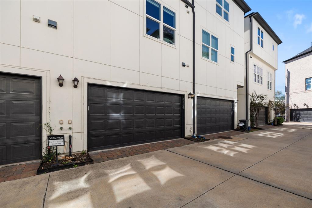 6236 Kansas Street