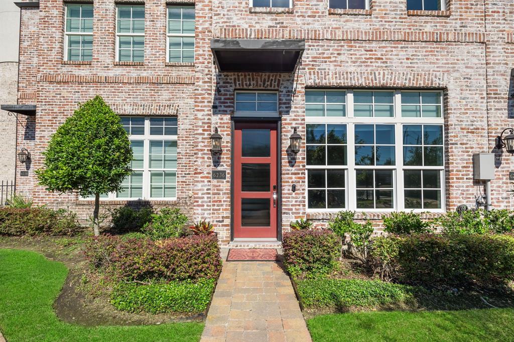 6236 Kansas Street