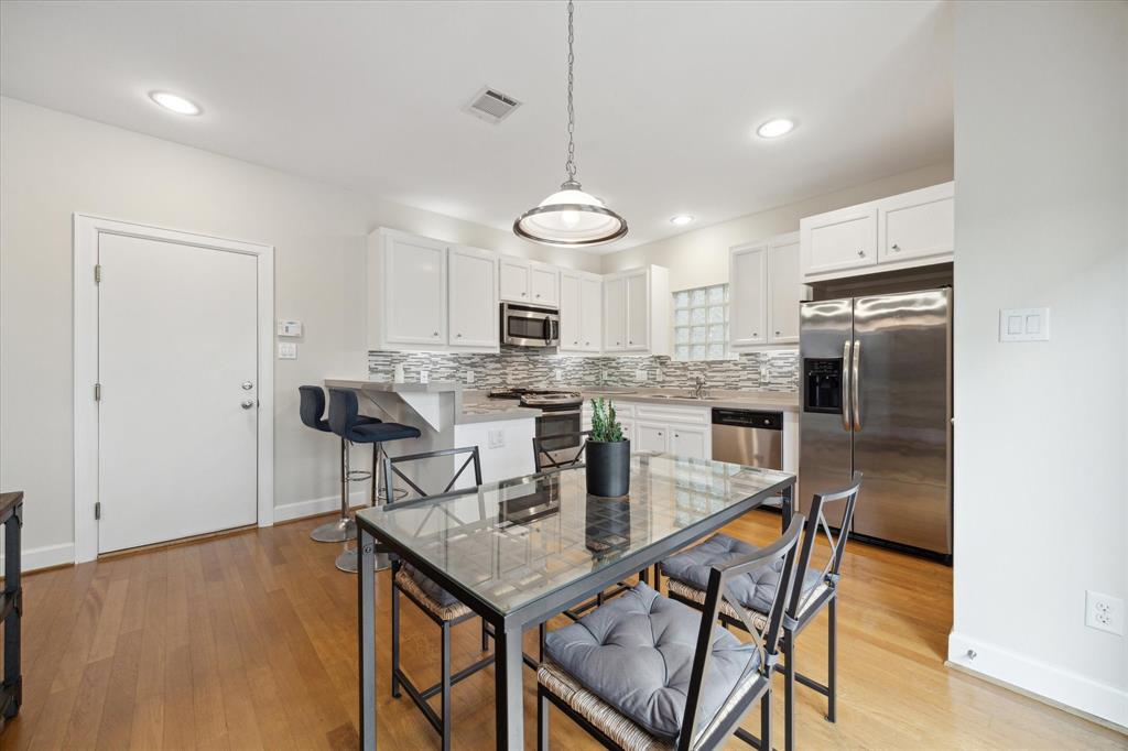 646 Westcross Street # 5