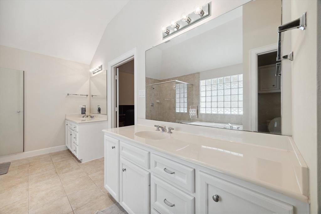 646 Westcross Street # 5