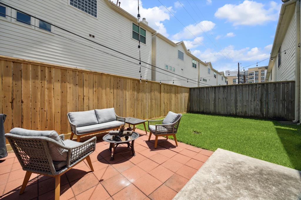 646 Westcross Street # 5